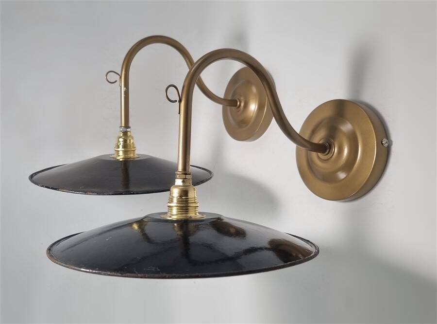 Pair of wall sconces
