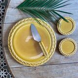 Vintage cheese and under bottle service