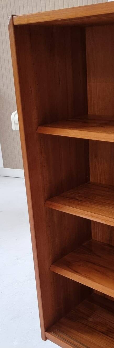 Armoire du milieu du siècle