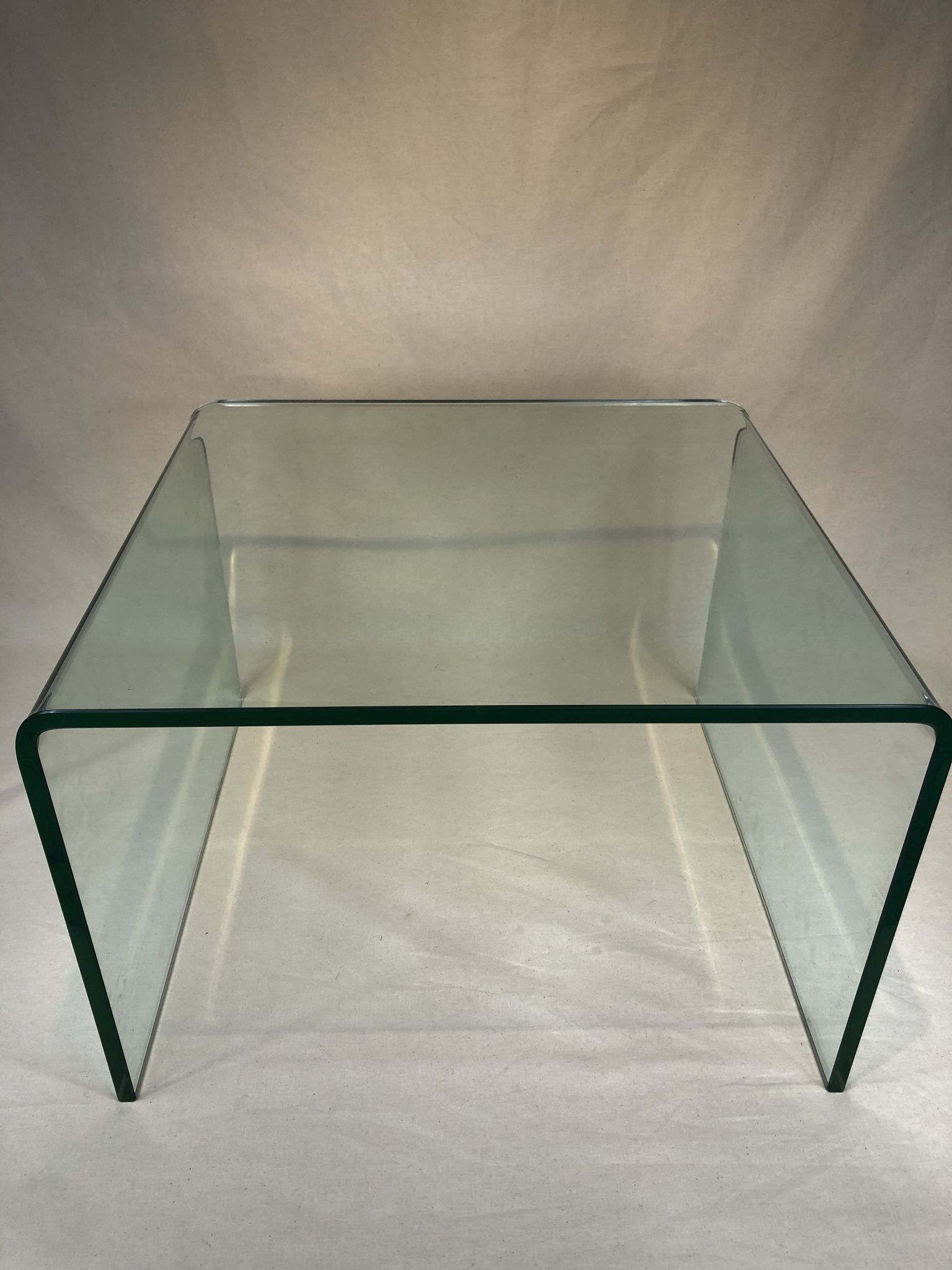 Ensemble 2 tables gigognes en verre 1980