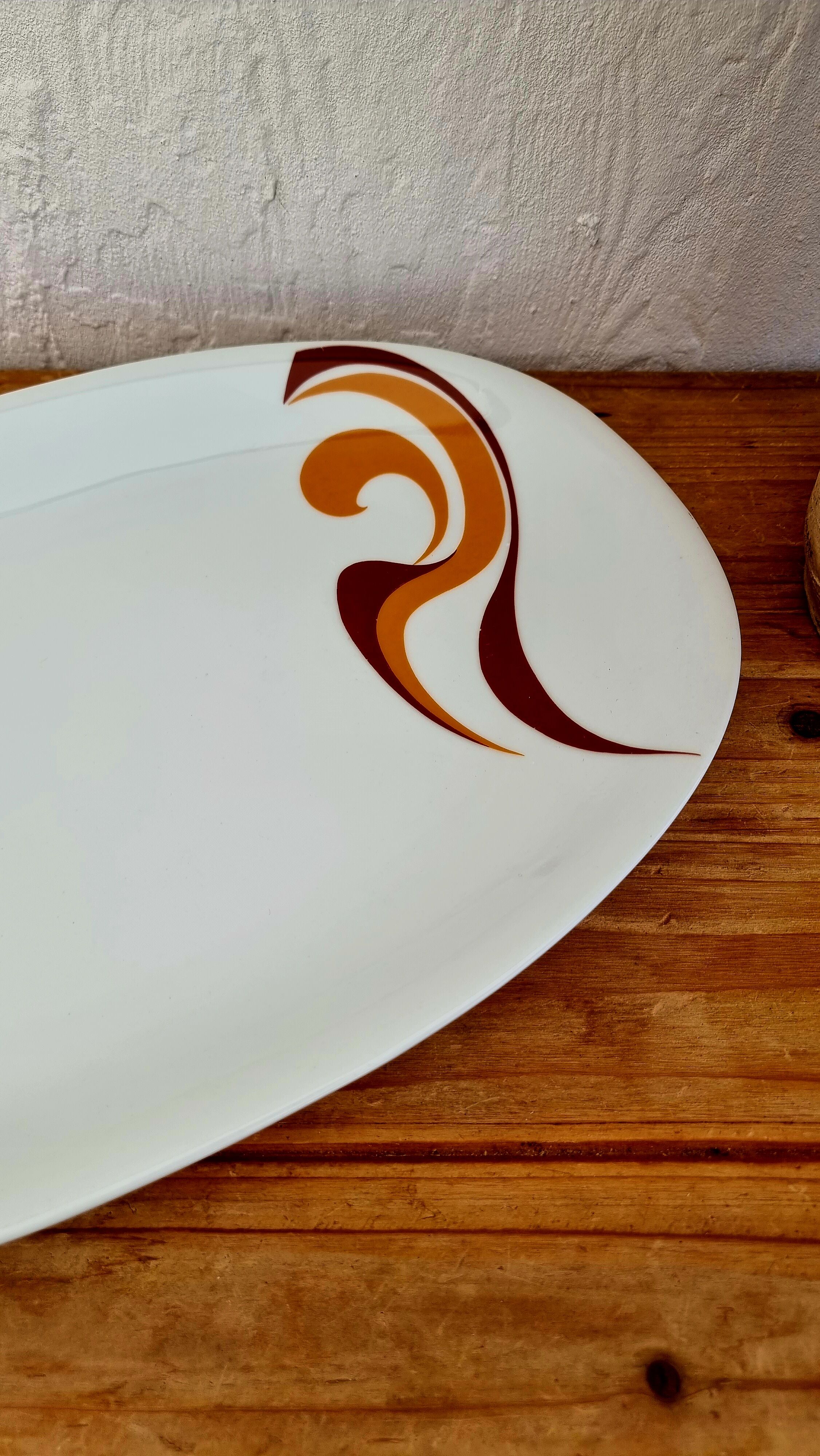 Vintage seventies serving dish