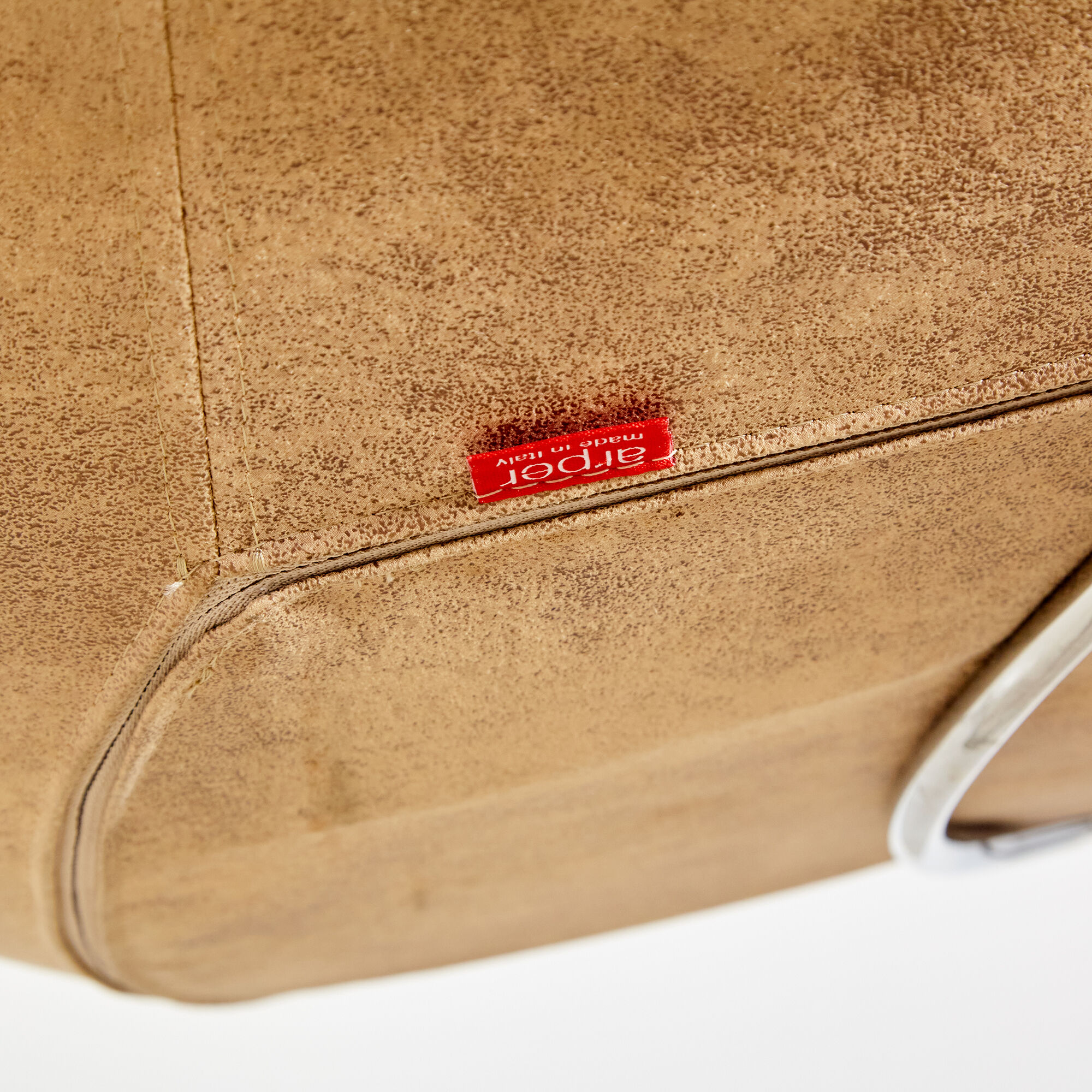 Lievore altherr molina catifa armchair