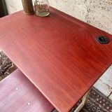 Ensemble bureau d’écolier avec sa chaise