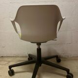 Vitra Meeting Chair - HAL RE Armchair Studio