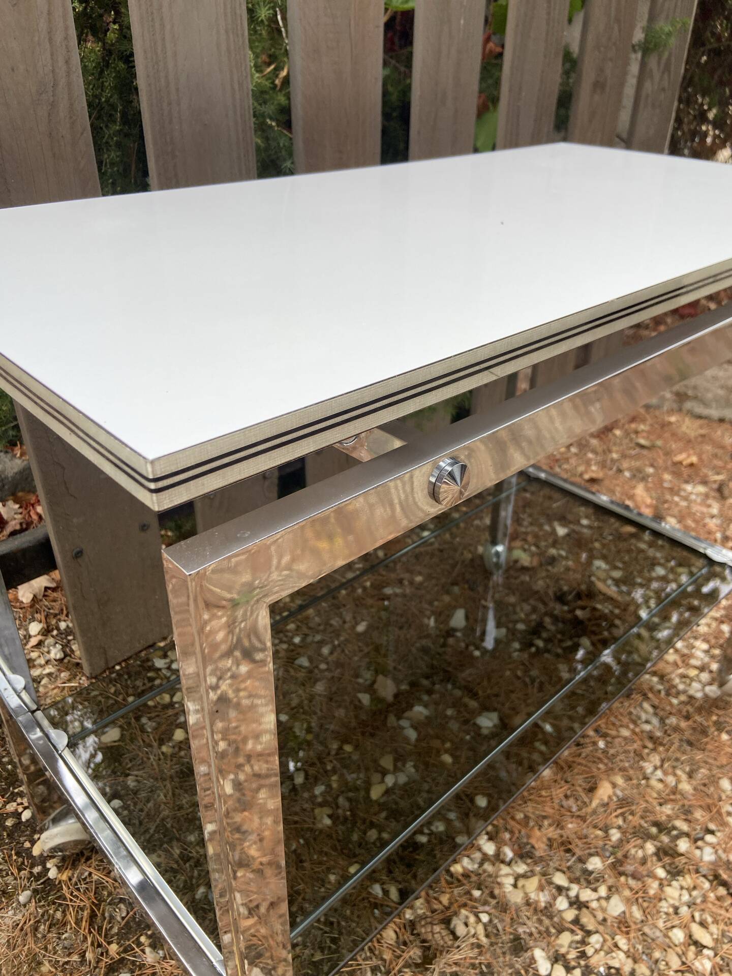 Desserte/table d appoint pivotante années  70