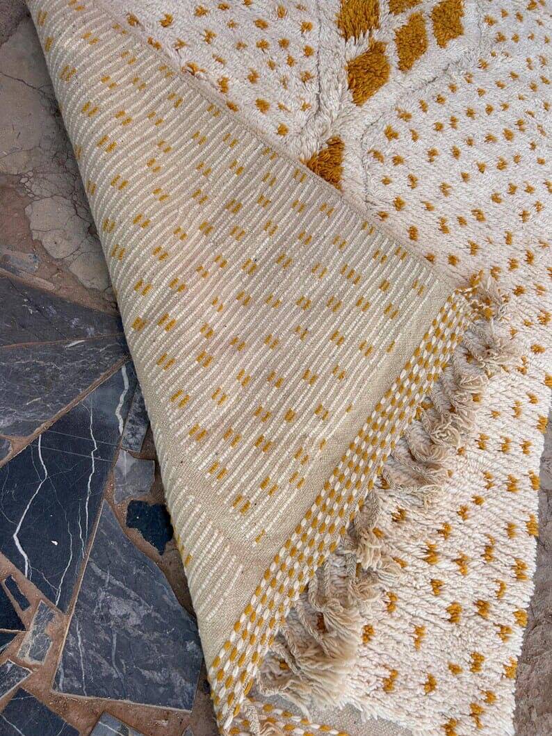 Handmade Azilal rug, size 150 x 250 cm