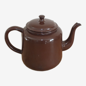 Brown enamelled coffee maker