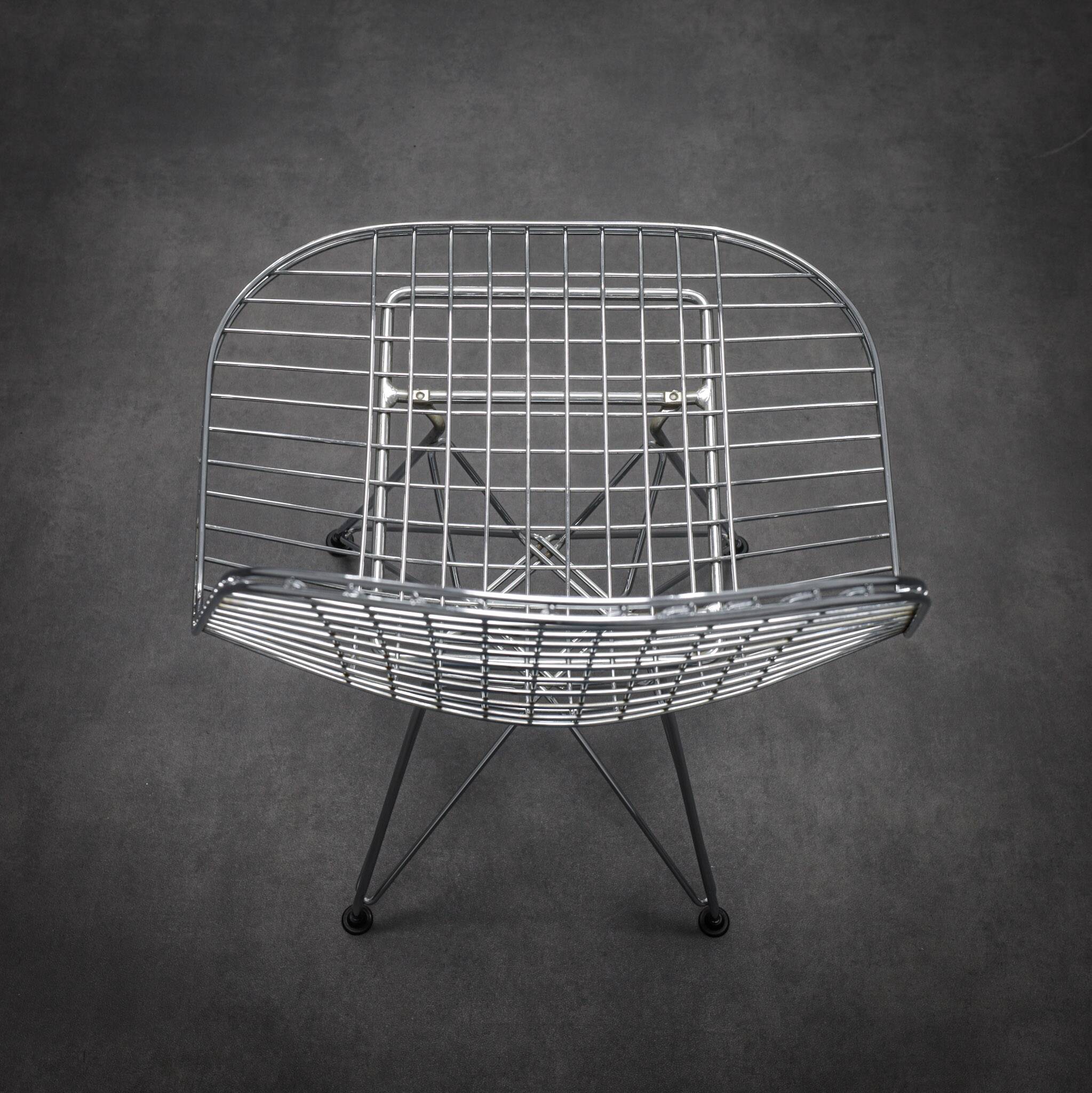 Iconic DKR wire chairs by Charles and Ray Eames for Vitra, set of 4