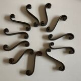 Set de 11 porte couteaux en fer battu Provence 1950