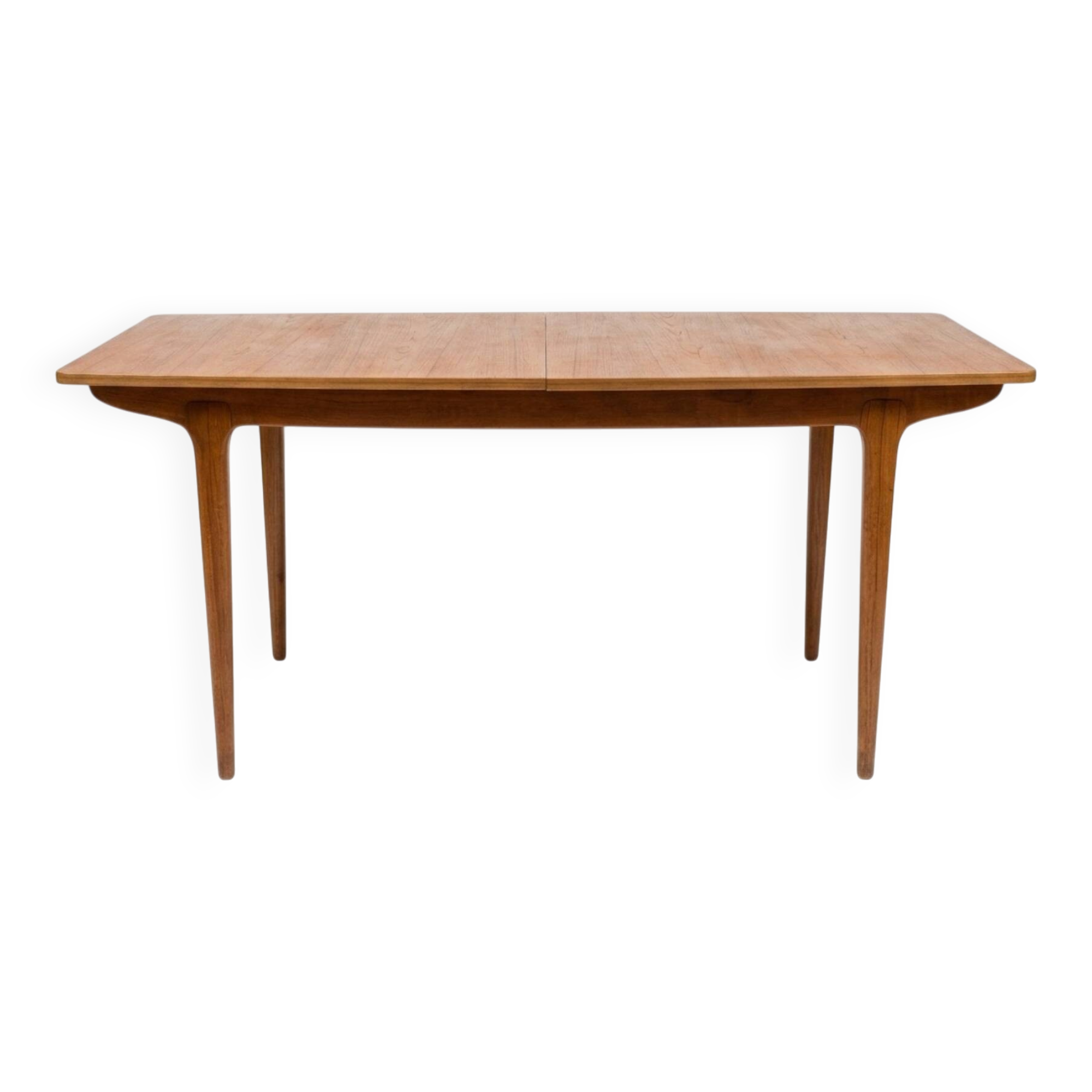 Table de salle à manger scandinave