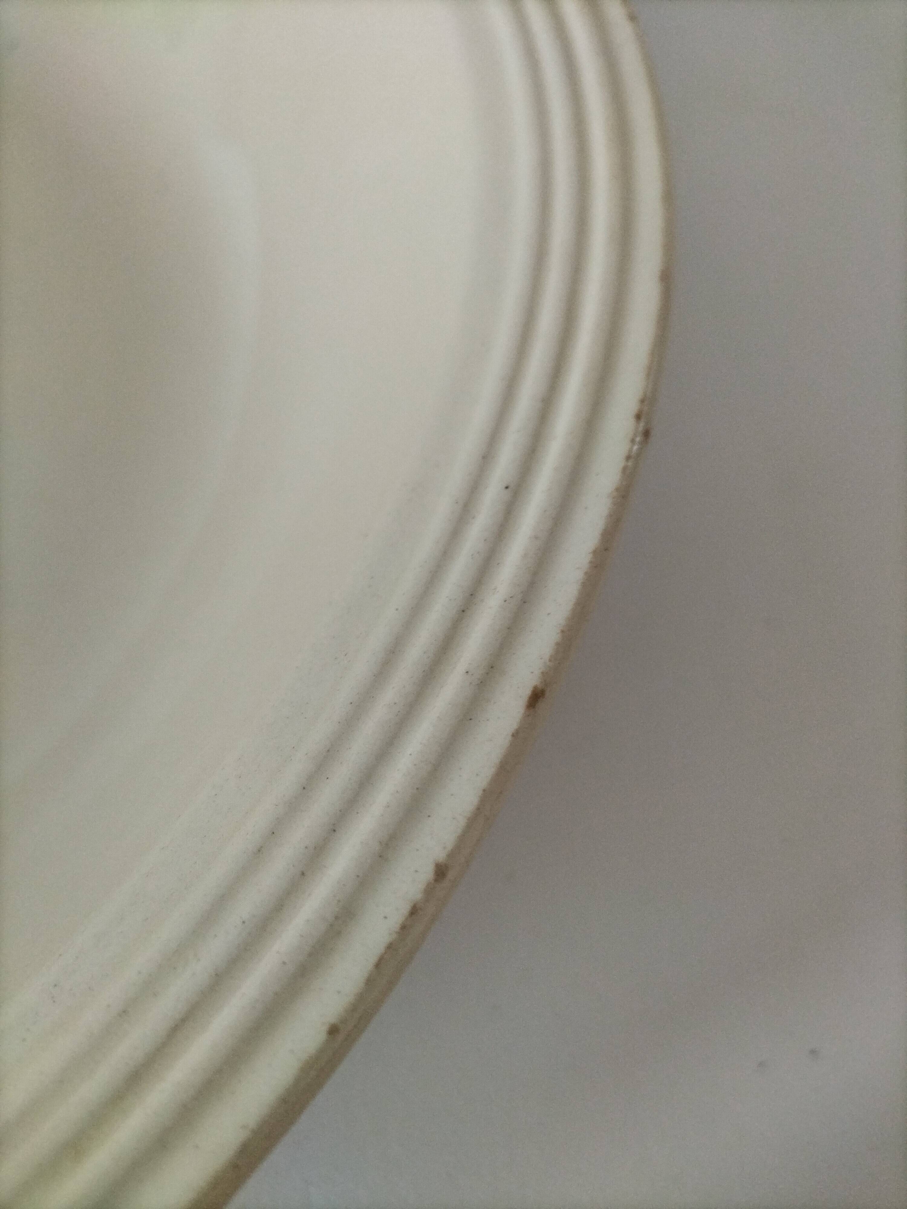 Large Moulin des Loups St Amand Frédéric model dish