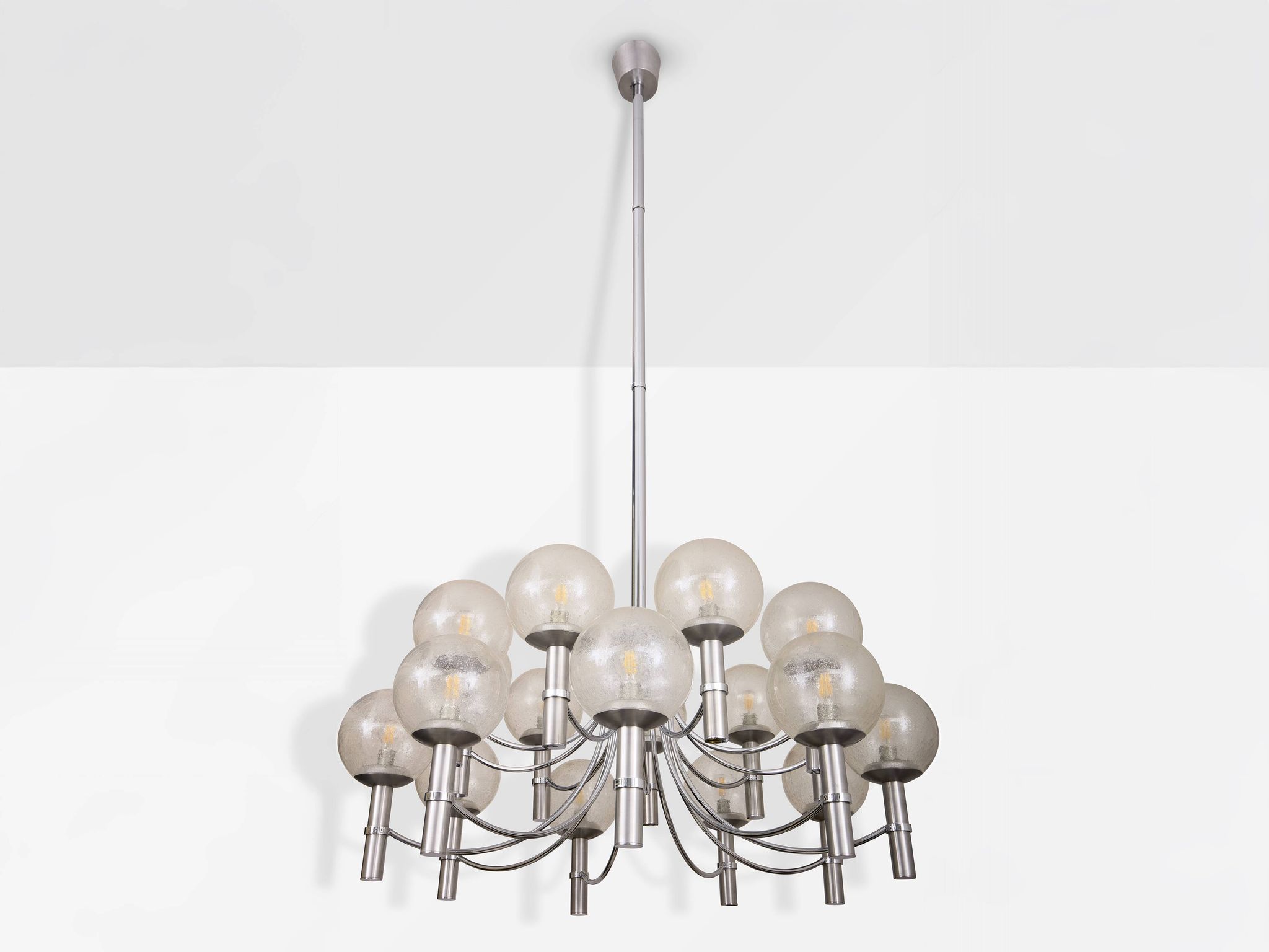 Paire de lustres de Veronese 165 cms acier verre Murano vers 1970