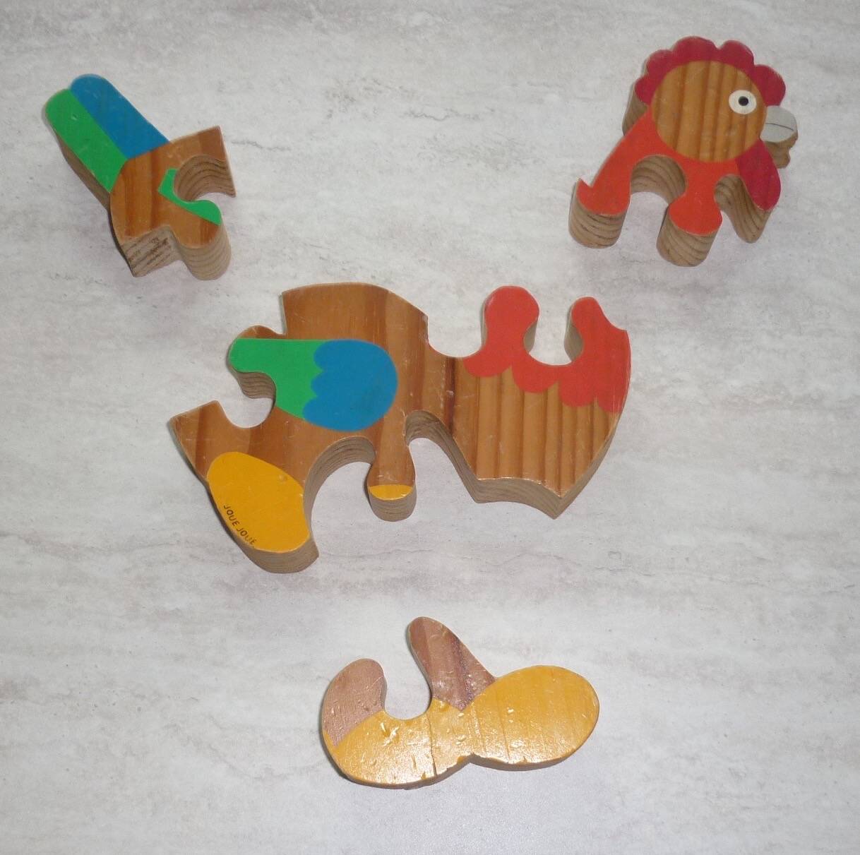 4 piece wooden hen puzzle