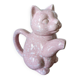 Cat teapot