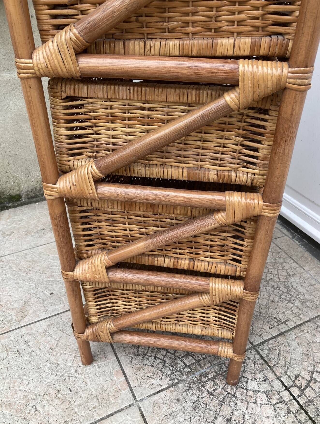 Vintage rattan chiffonier