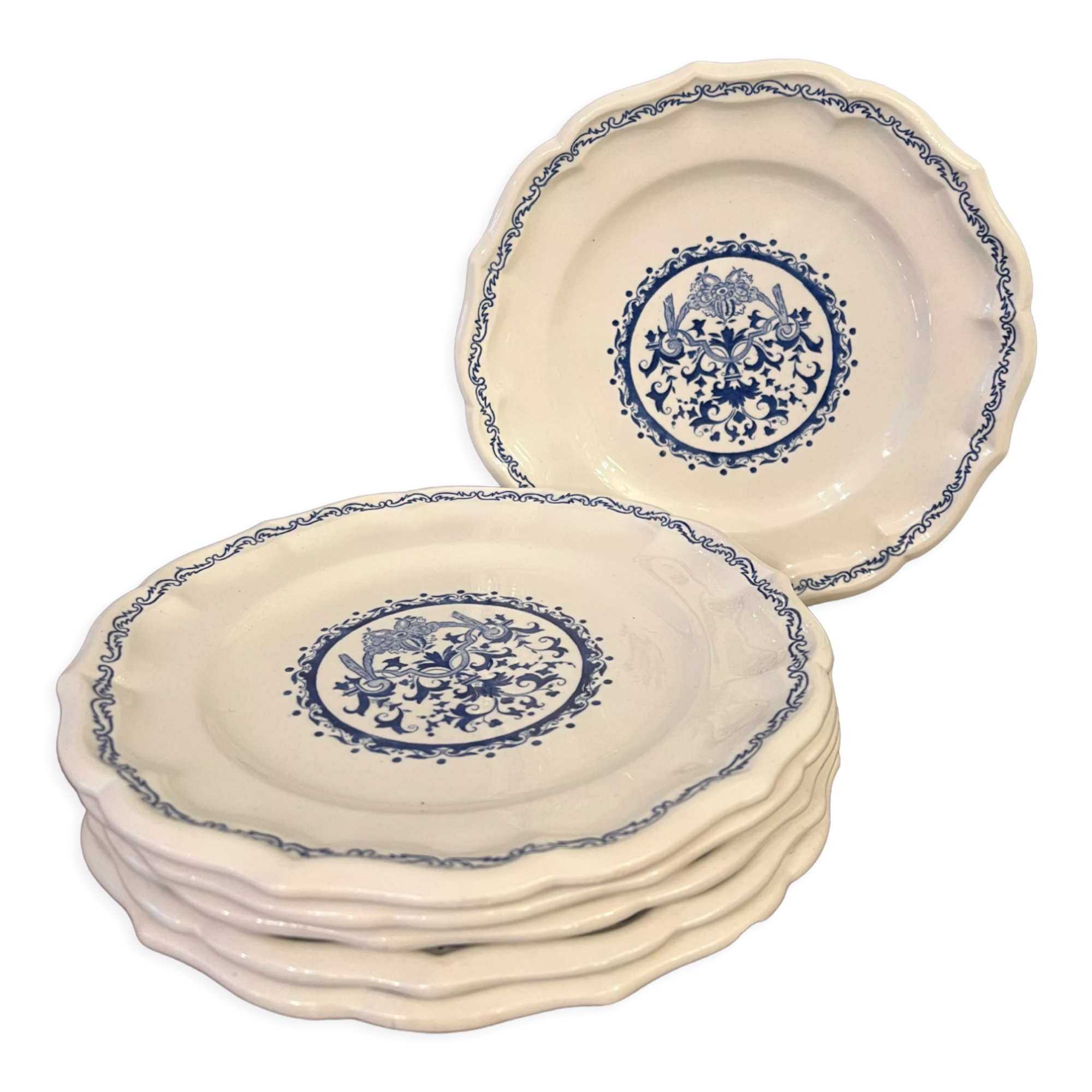 Pop up Christmas 2022 - 6 antique earthenware plates