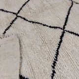 Handmade moroccan berber rug 270 x 140 cm