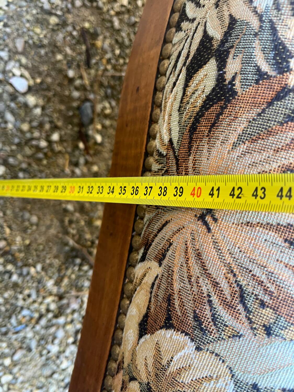 Louis XV style bench