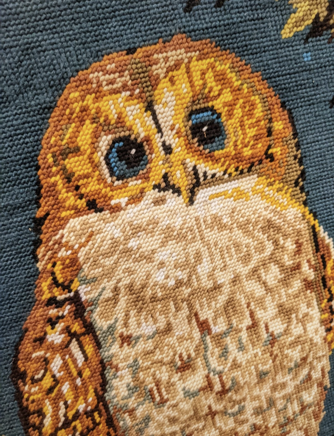 Vintage tapestry "The watchman" with cross stitch. In perfect condition.