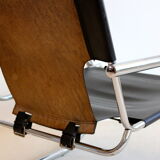 Chaise Arrben  en cuir 70s