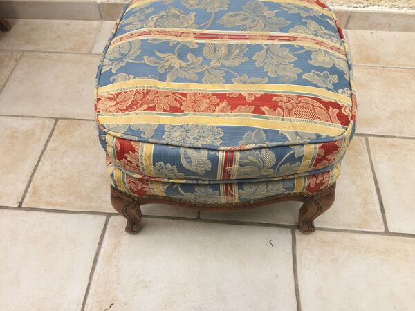 Fauteuil style voltaire