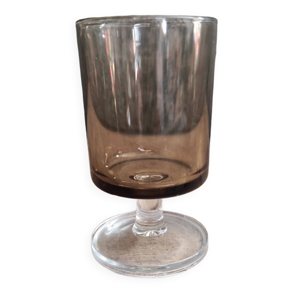 Verre à eau vintage français de Luminarc, en gris fumé