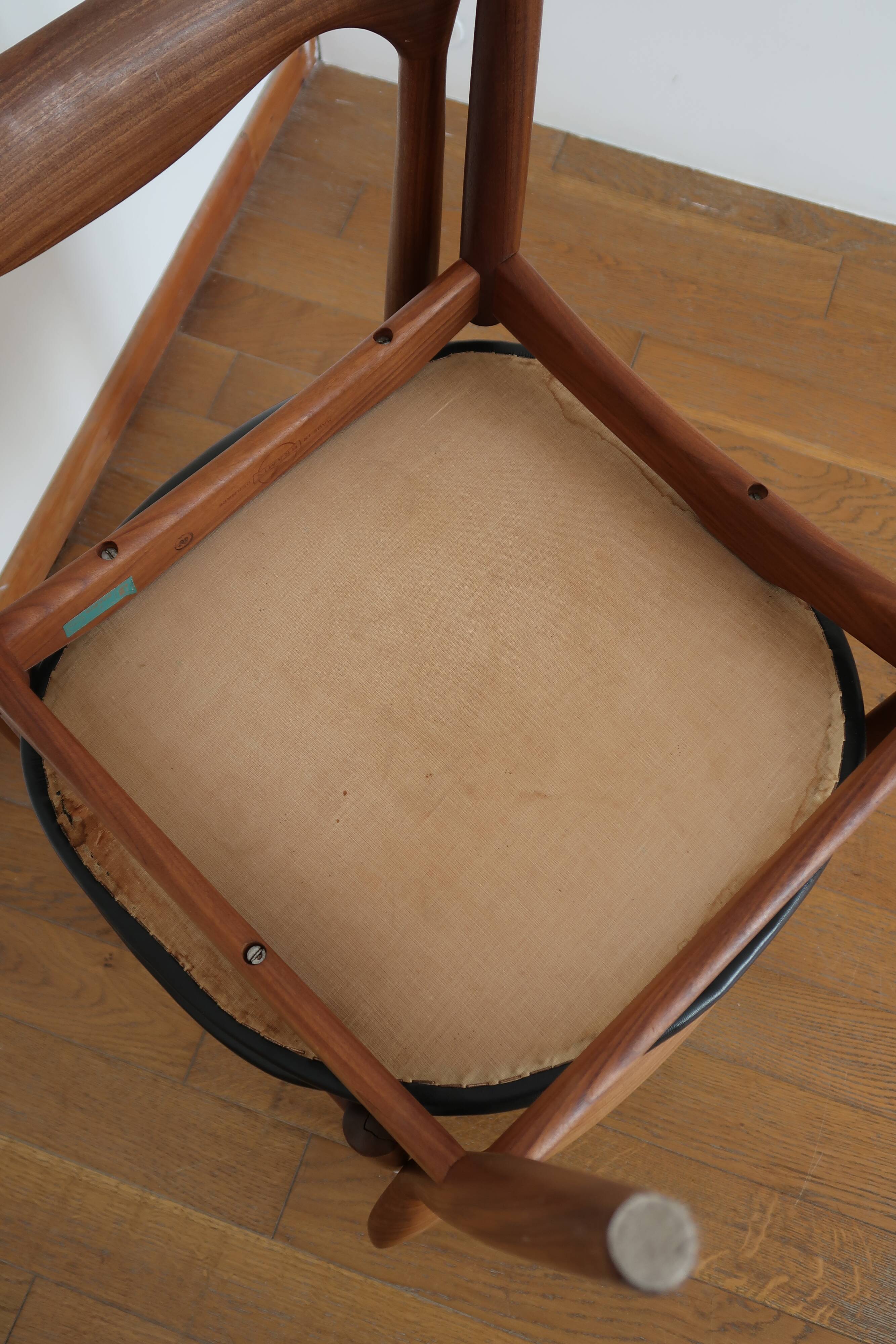 6 chairs skaï teck Bramin made in Denmark