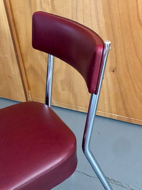 Office chairs in burgundy skaï 50s