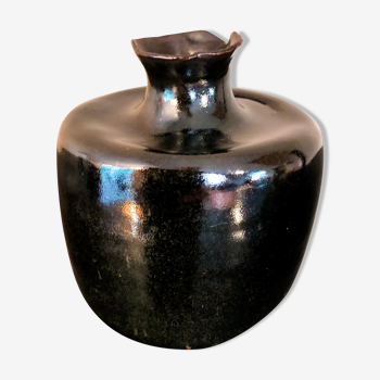Vase en céramique noire
