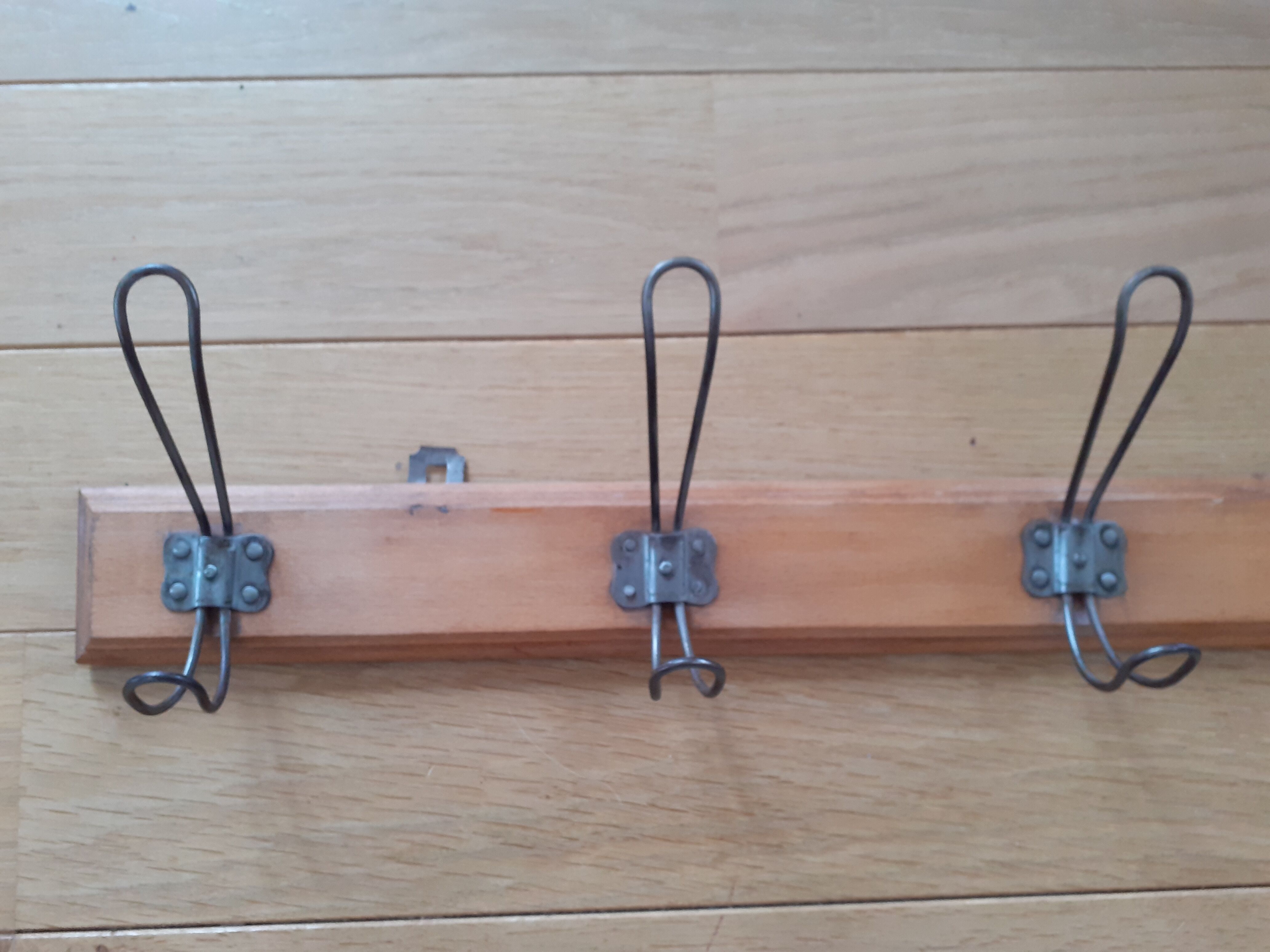 Coat rack 6 hooks school style