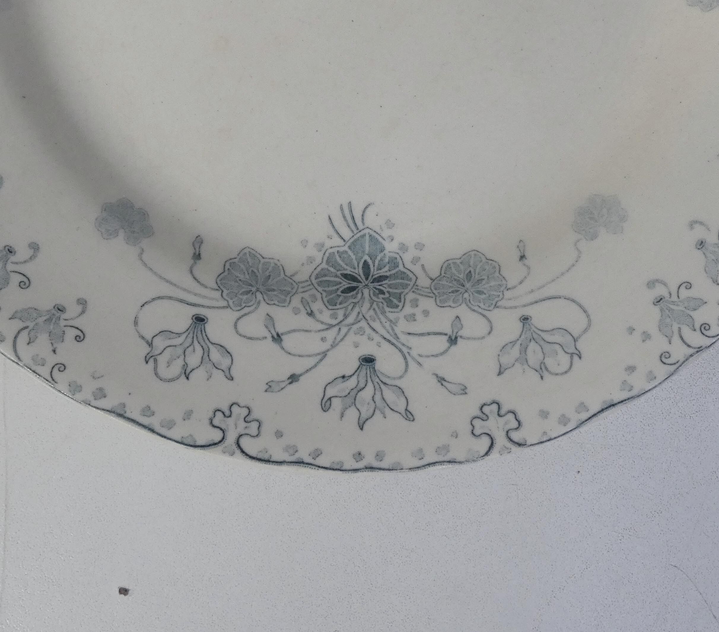 Iron earth 6 flat plates cyclamen