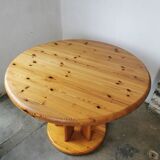 Rainer Daumiller round pine table