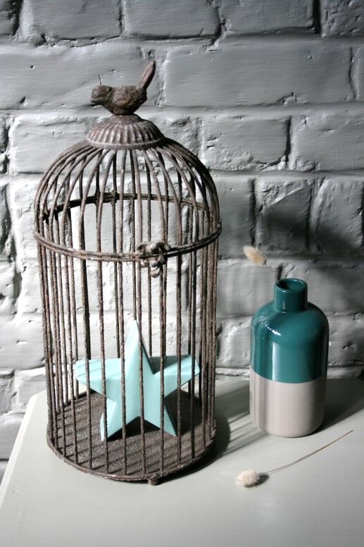 Metal bird cage