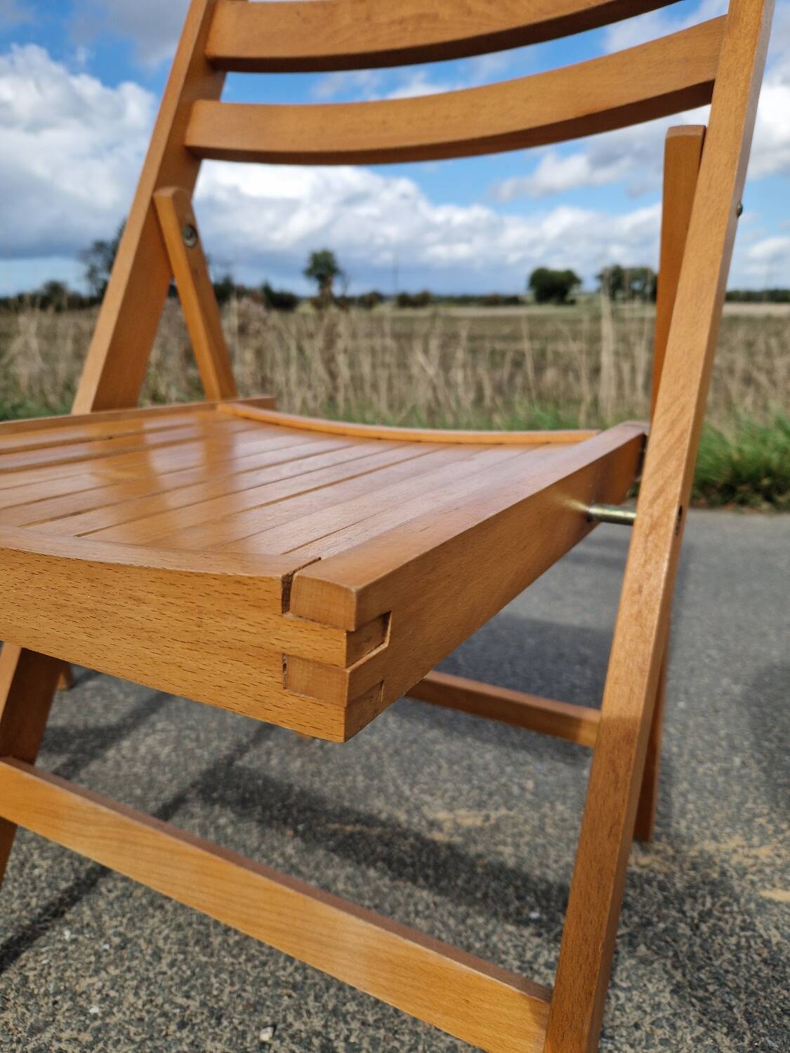 Set of 3 vintage folding chairs
