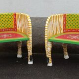 Paire de fauteuils en bois apparence "tigre"