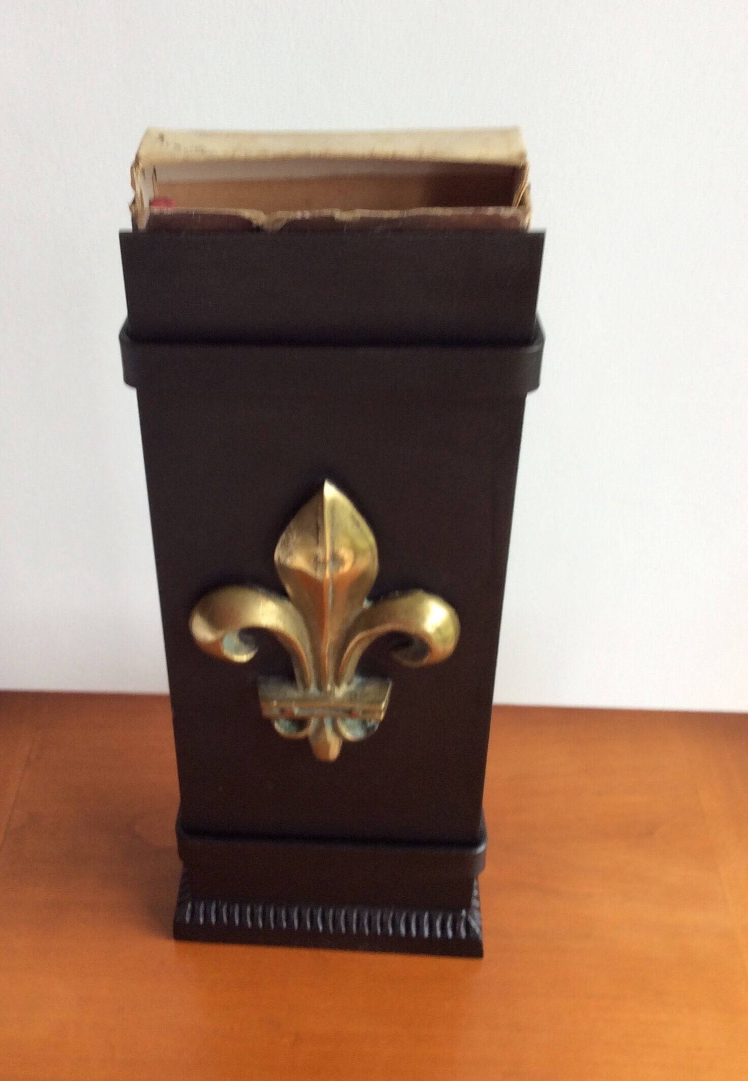 Matchbox holder (xxl) for steel and brass fireplace (fleur de lys) - vintage