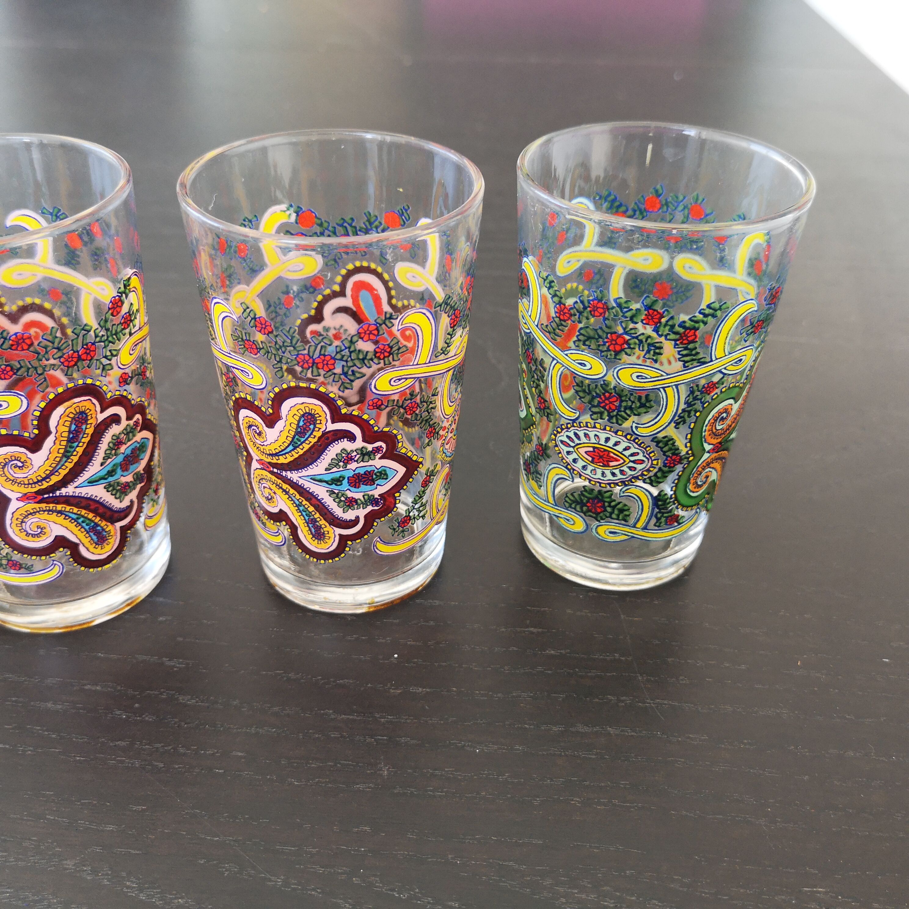 5 tea glasses ancie'