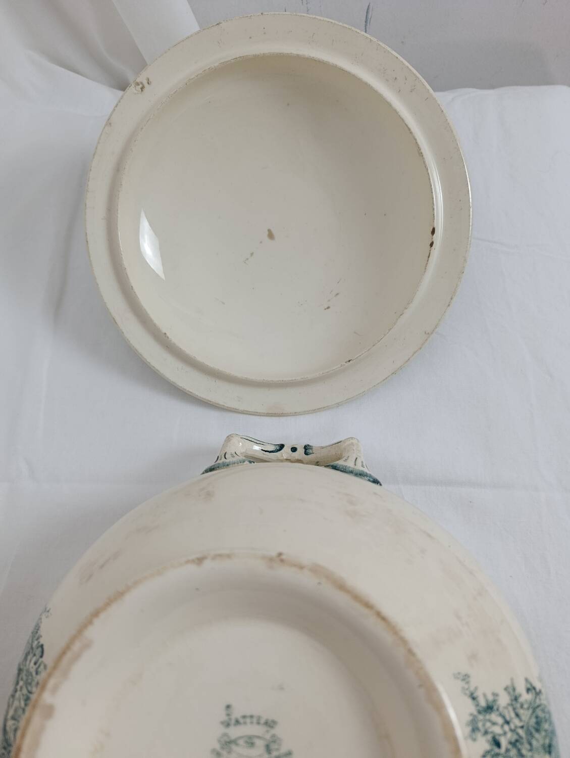 Soup tureen / Vegetable dish in ironstone Watteau Creil and Montereau