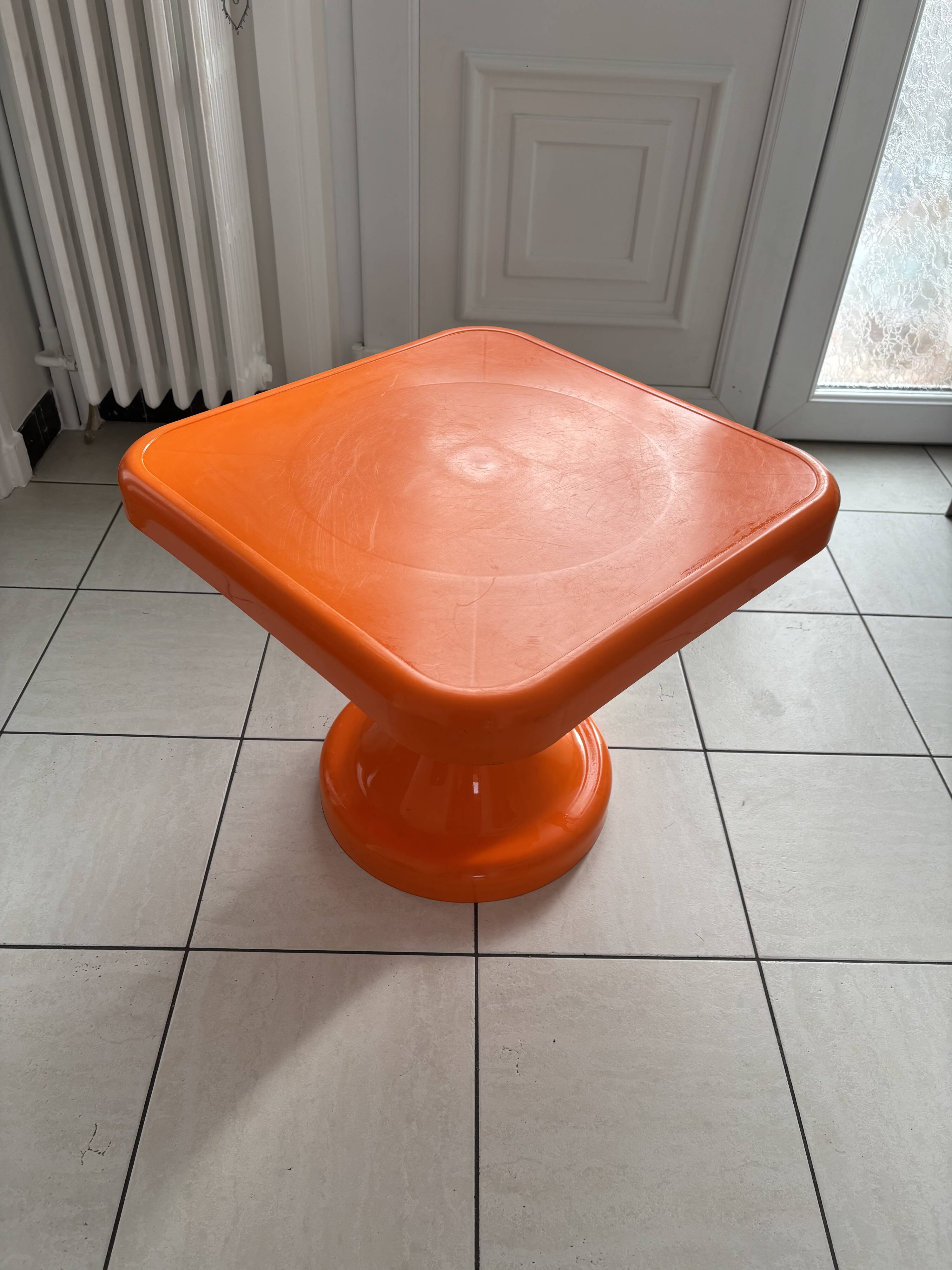 Orange plastic coffee table S.e.l.a.p.