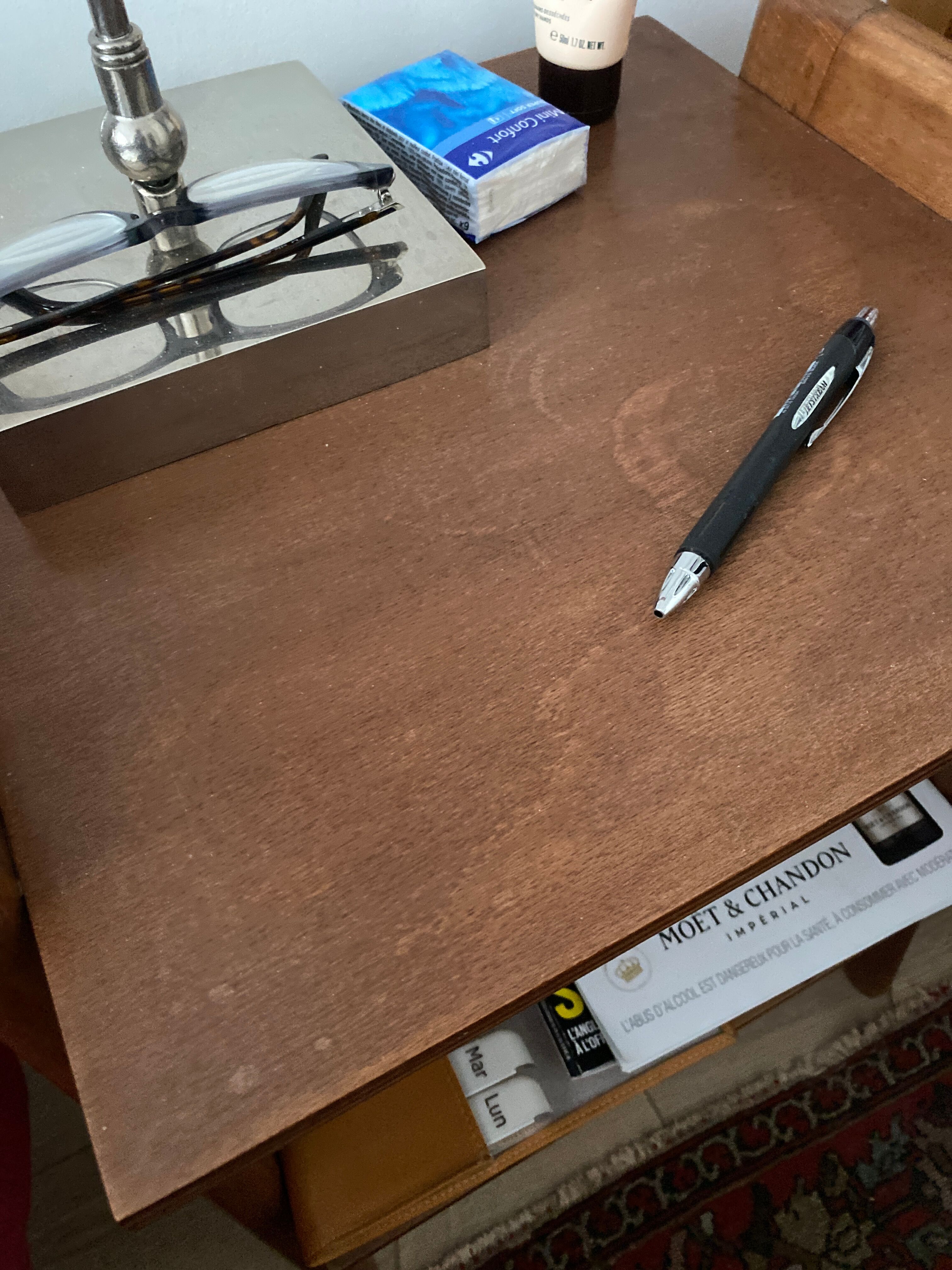 Table de chevet