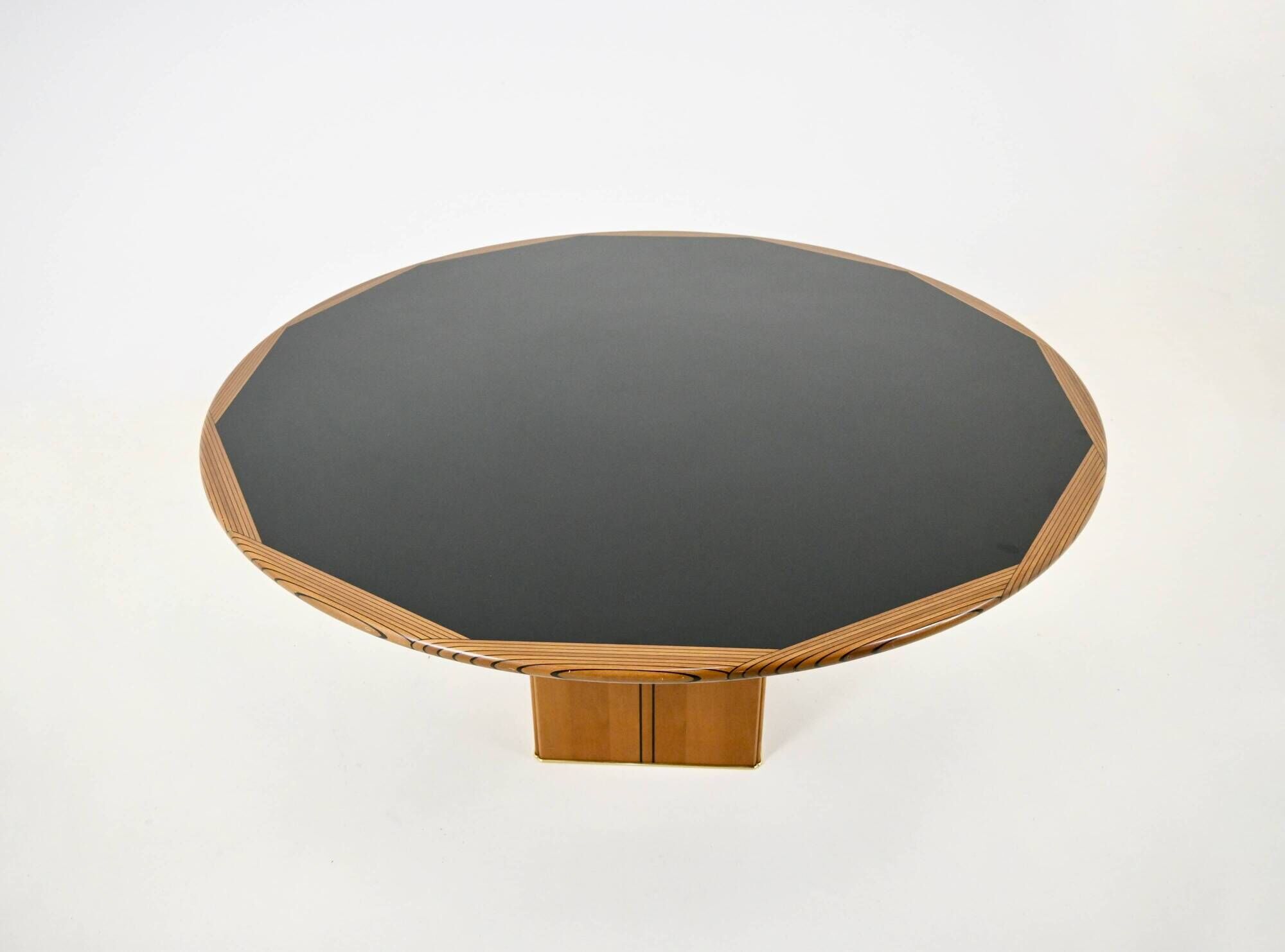 Round table "Africa" by Afra and Tobia Scarpa for Maxalto, 1975