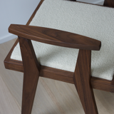 Chaise dessinée par Martin Gillis Studio