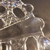 Presentation dish on glass foot