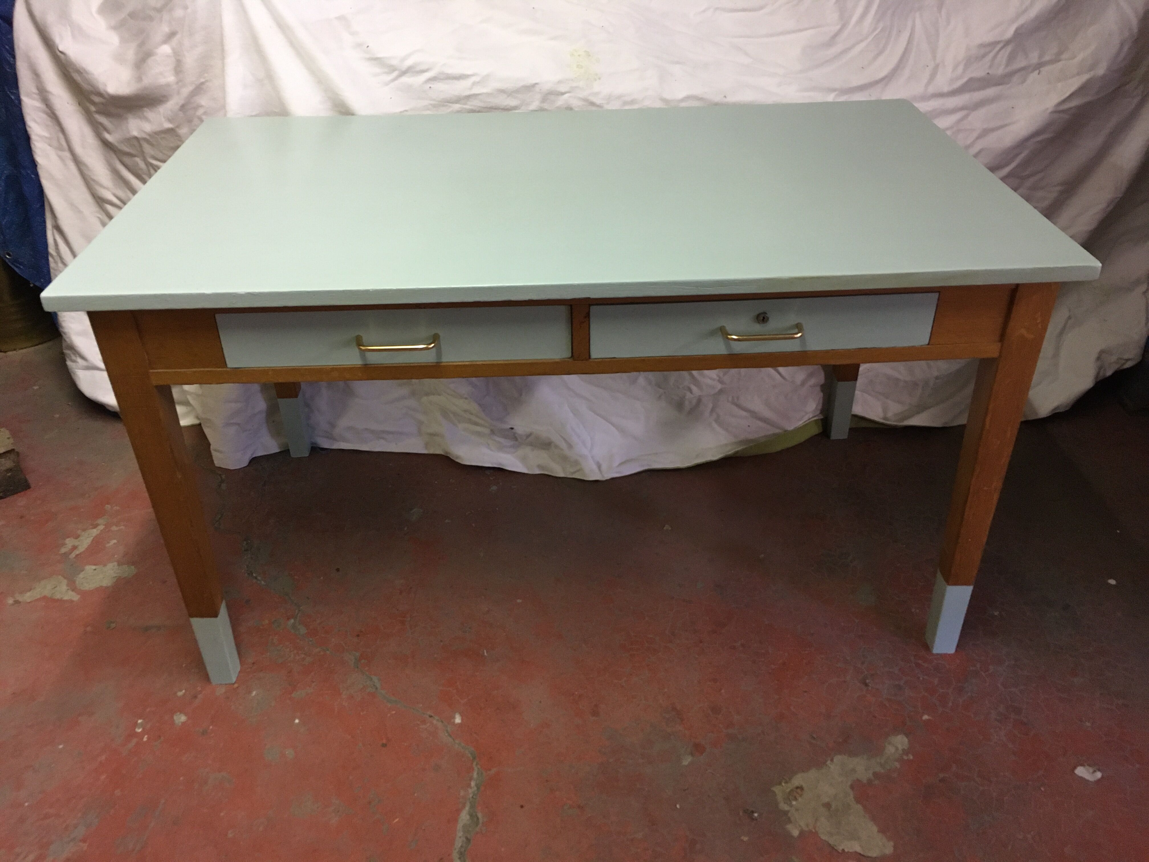 Table pour 4 à 6 personnes au look
