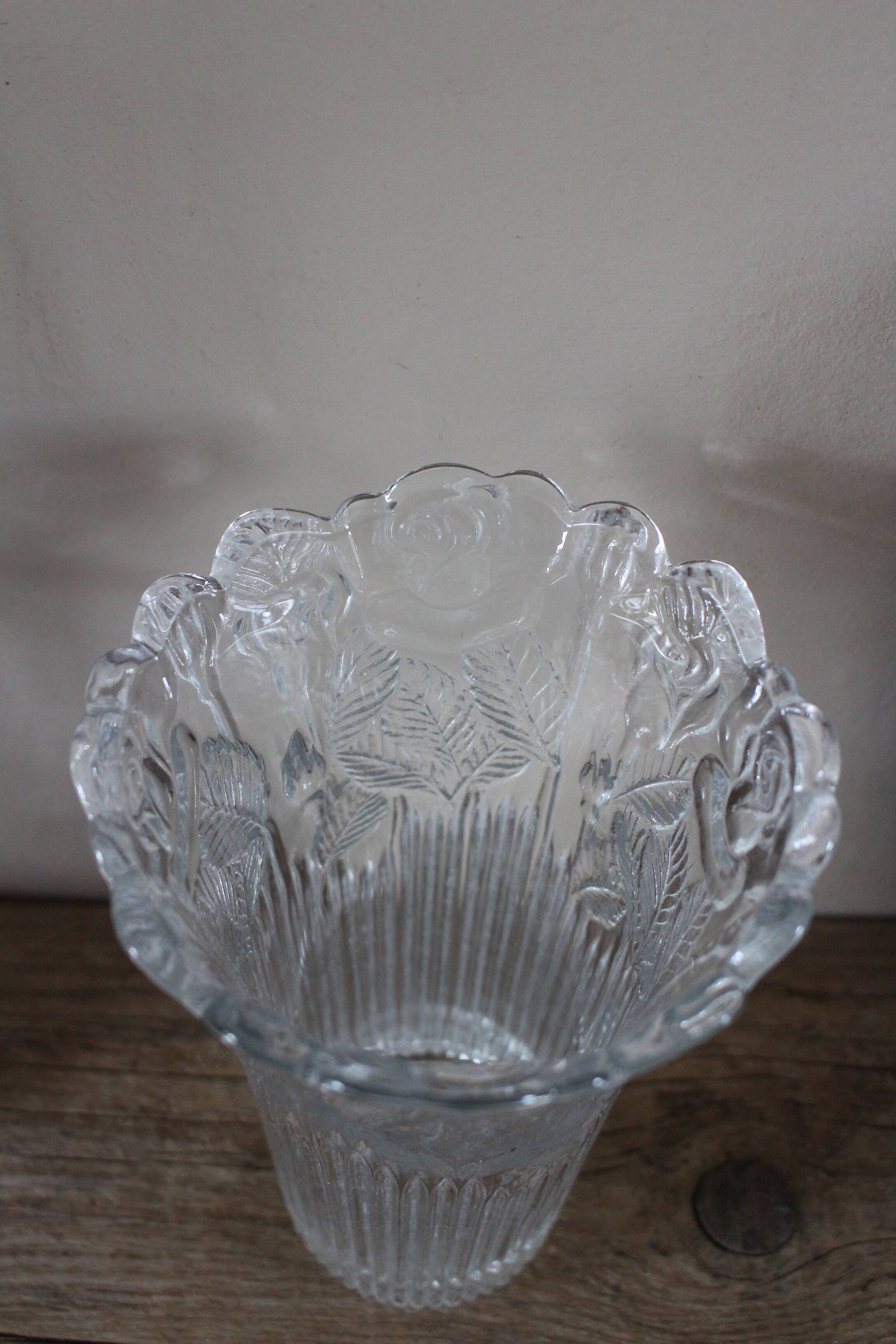 Cut glass vase Vintage Roses