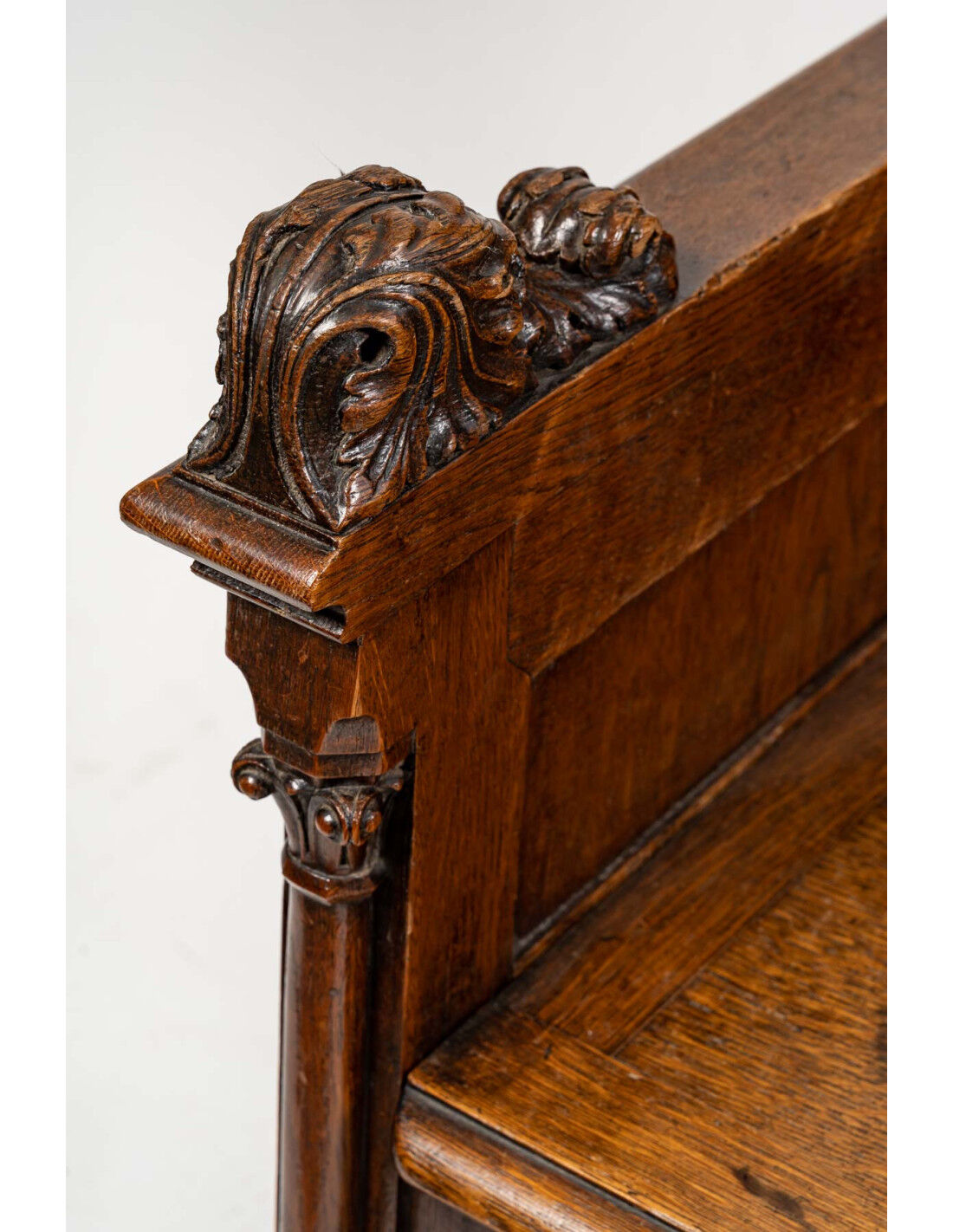 Neo-Gothic armchair in walnut, 19th century