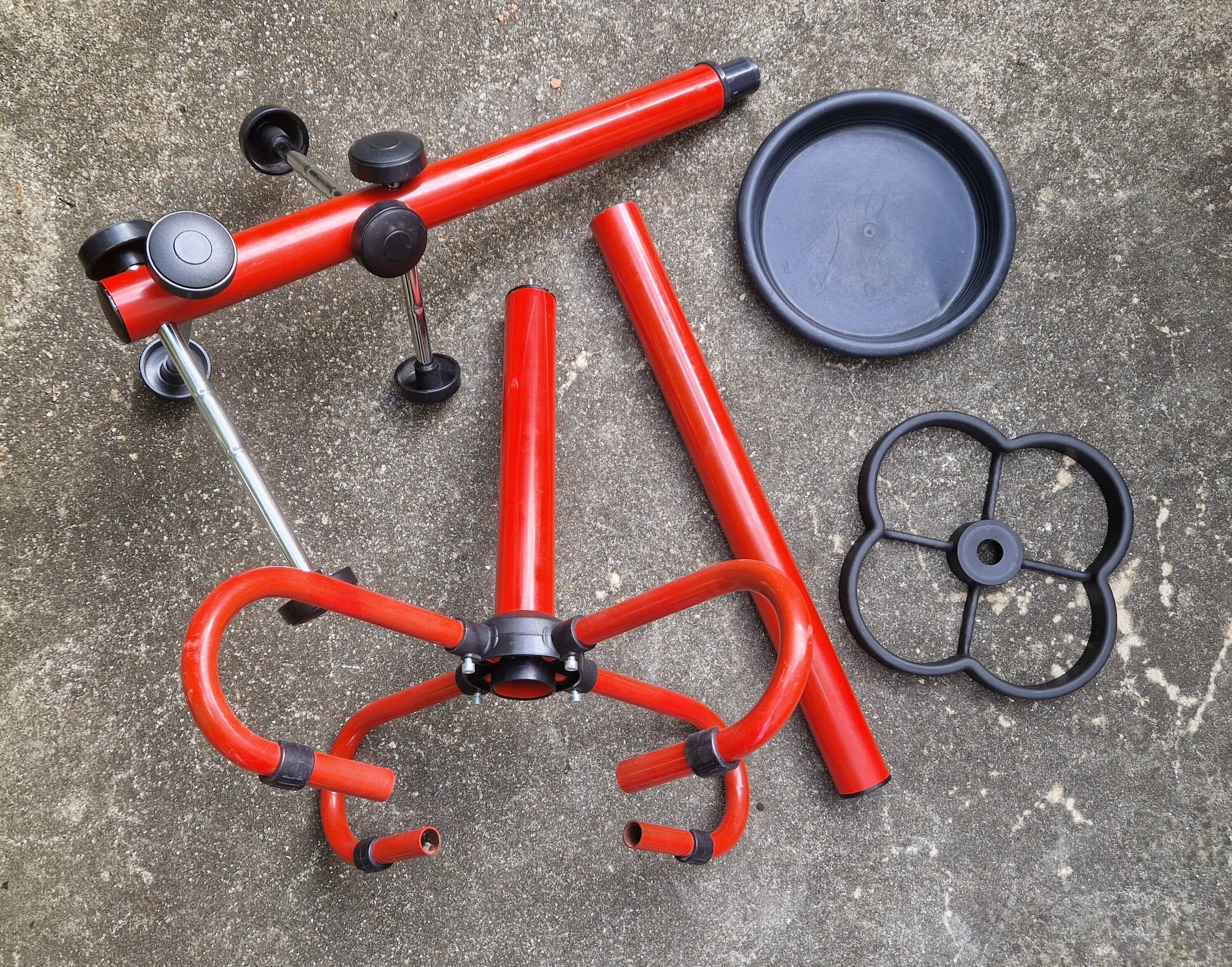 Red metal coat rack, vintage 1980s