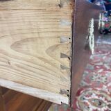 Commode en noyer époque Restauration