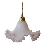 White and pink opaline suspension