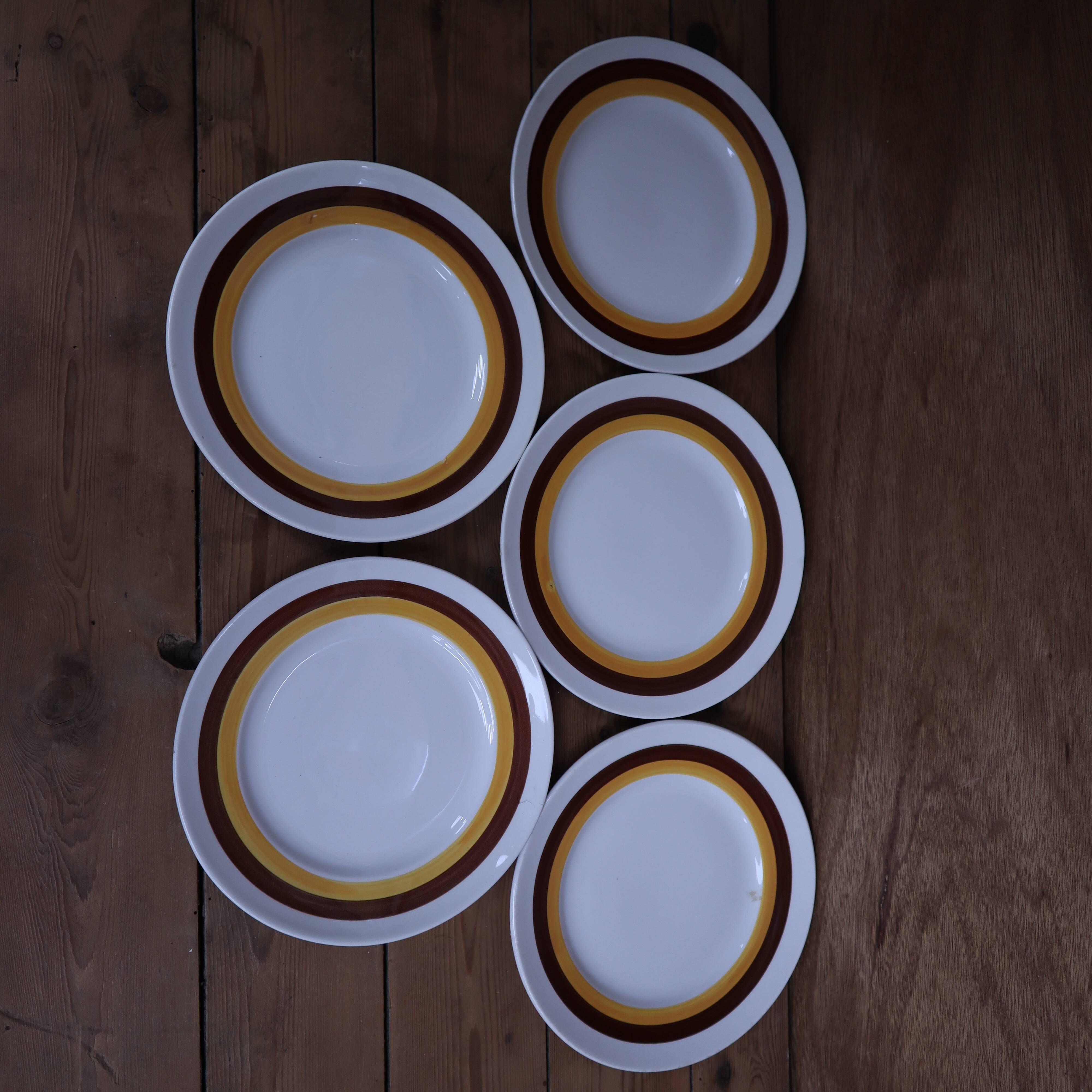 5 Assiettes à dessert Moulin des Loups "St Trop"